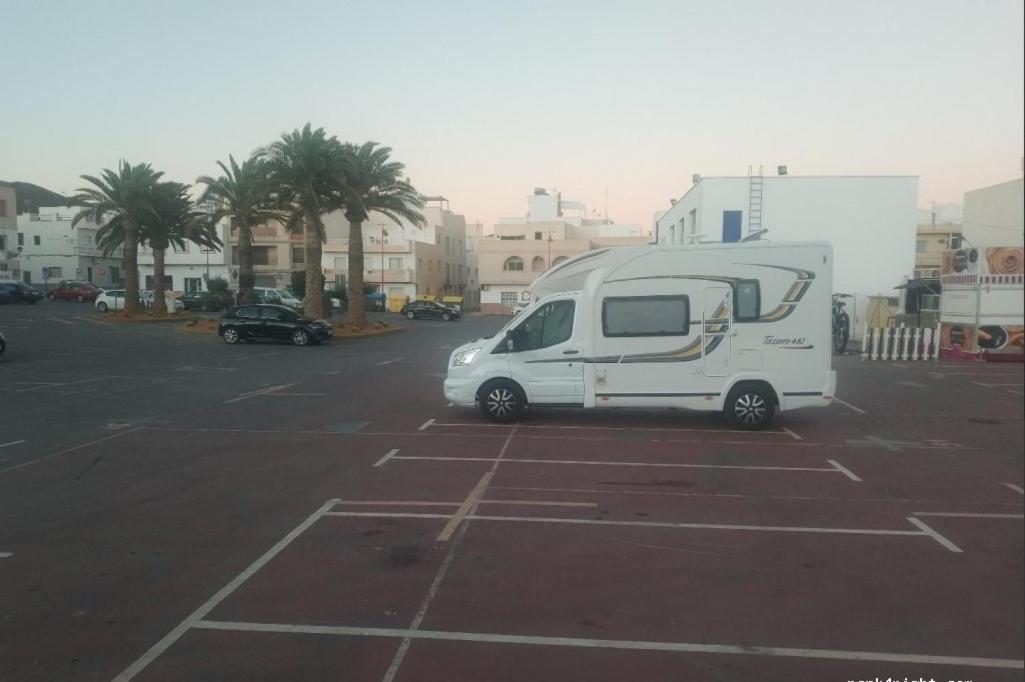 Apartamento Bajel Centrico Cerca De La Playa カルボネラス エクステリア 写真